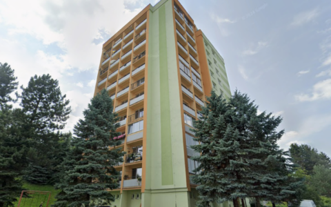 Banska bystrica bytovka_vratnik akuvox